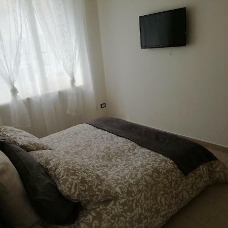 Residenza Il Viale Placência Exterior foto